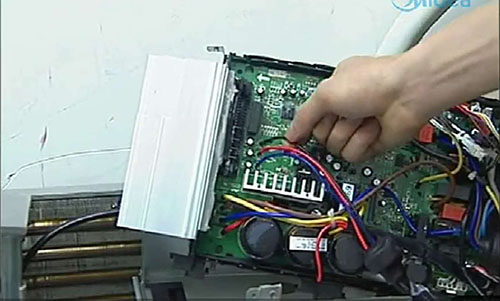 汶川美的空调电话是多少